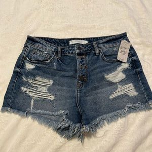 Buckle jean shorts